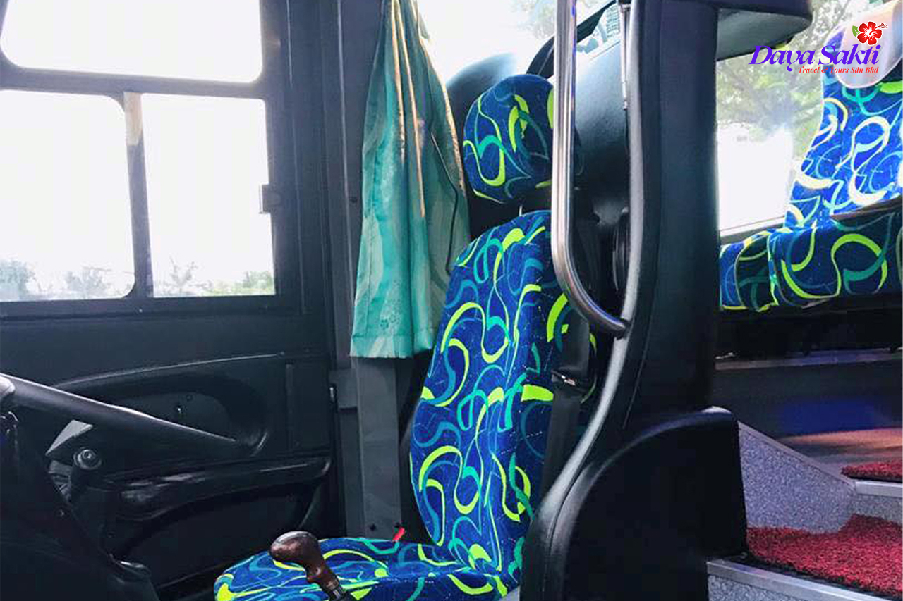 44-Seater-Premium-Coach-5