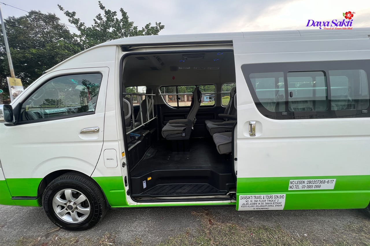 10-Seater-Premium-Van-03
